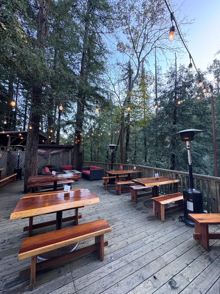 The 7 Best Cafes and Restaurants in Big Sur California: My Top Food Spots in 2026
