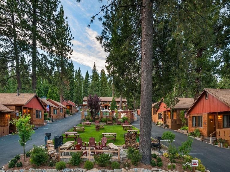 Where to Stay in Lake Tahoe: My TOP Areas & Hotels in 2026 (Summer)