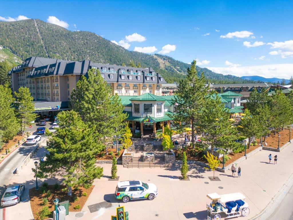 Where to Stay in Lake Tahoe: My TOP Areas & Hotels in 2026 (Summer)