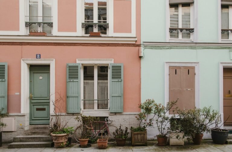 What Is the Best eSIM for France? Why I Use Orange Travel in 2026